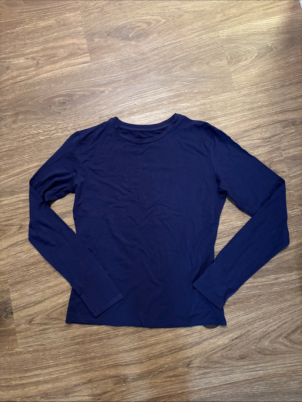 Abardsion Classic Navy Long-Sleeve Crewneck Top - Women M